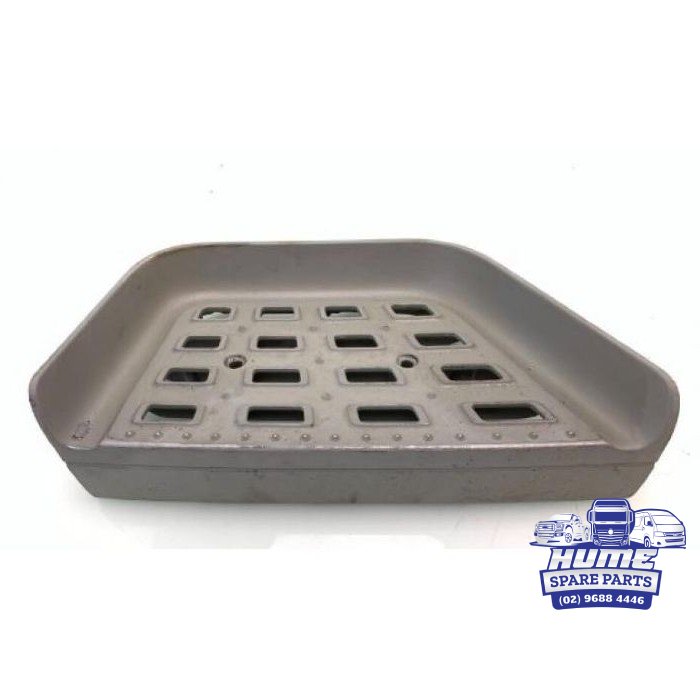 STEP LOWER PLATE LHS FOR DAF CF EURO 6 2014 - ON. Main image