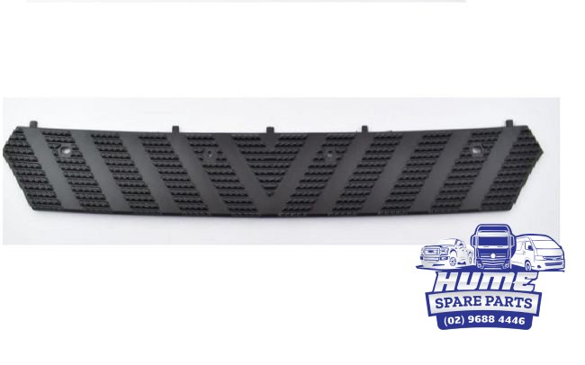 BAR CENTRE FRONT STEP PLATE FOR MERCEDES ACTROS MP4 & MP5 BIG SPACE / MEGA CAB  - 2012 - ON. Main image